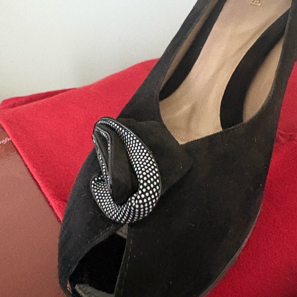 BeautiFeel Black Suede Peep-Toe Pump with Decorative Knot Buckle